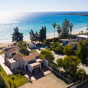 https://villa-calliope-blue-apartment.sicilyhotelsitaly.net