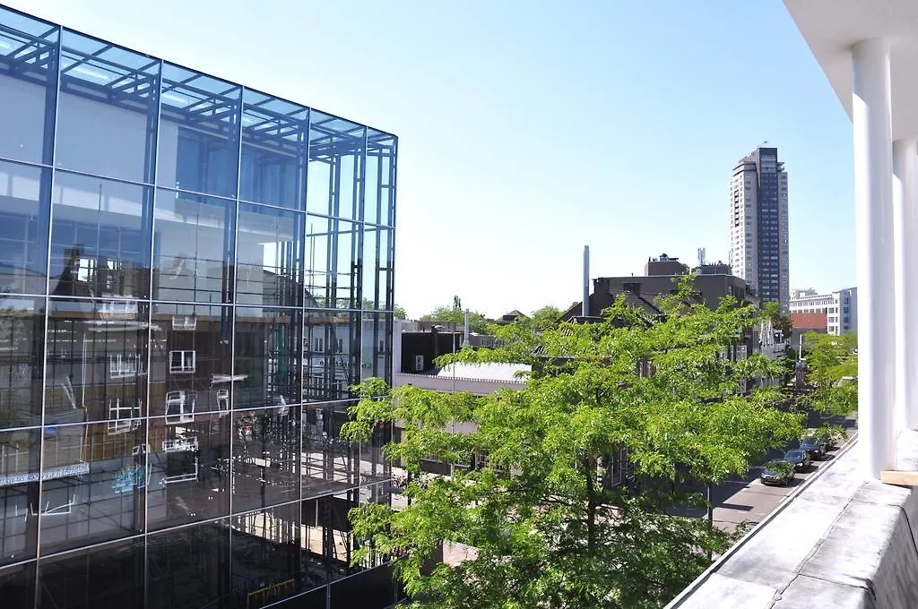 De Eindhovenaar City Apartments  Эйндховен